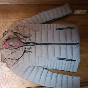 Michael Kors women's puffy jacket. Taupe color